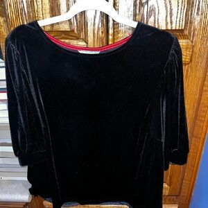 Draper James Black and Red 3/4 Sleeve Blouse